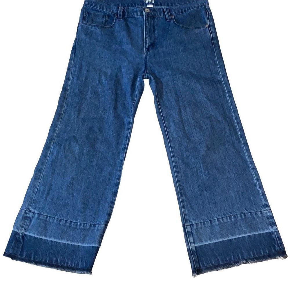 BDG wide Leg Dark Denim jeans Distressed Hem 29